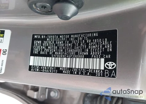 2016 Toyota Corolla Le z USA, uszkodzony, nr VIN 5YFBURHE4GP390988